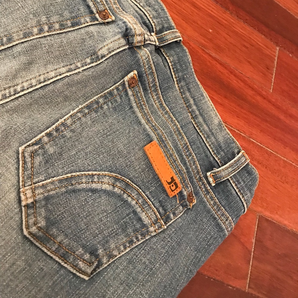 Joe Capri Light Wash Jeans